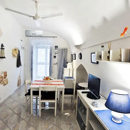La Casina Fratti 度假居 *
