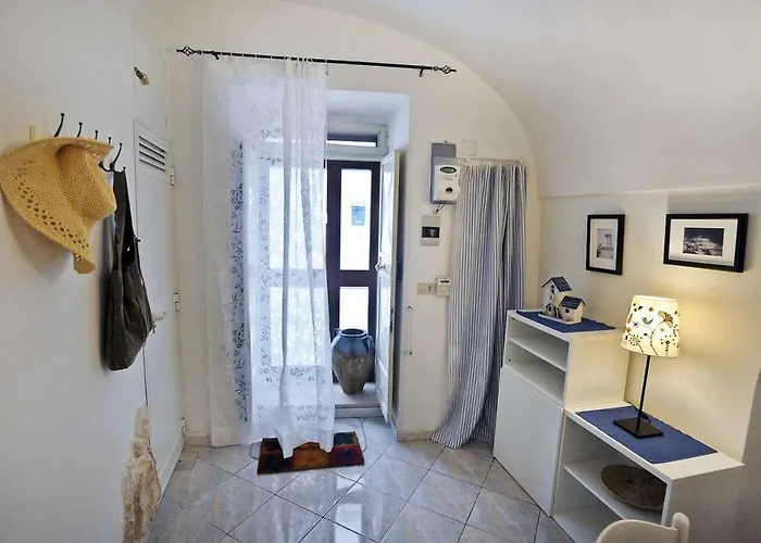 度假居 La Casina Fratti 奥斯图尼