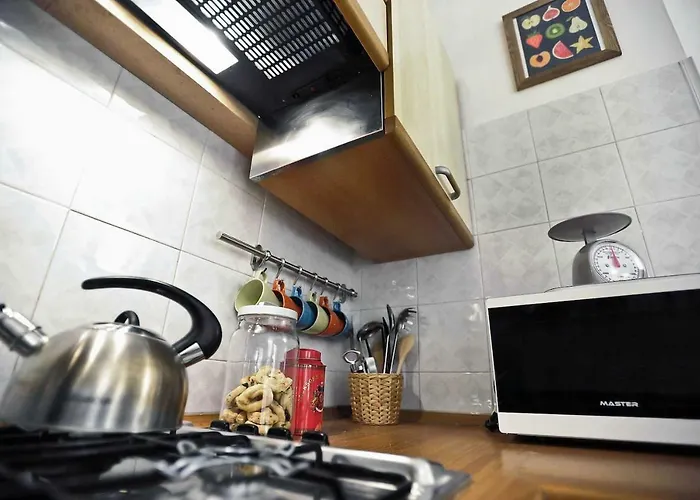 La Casina Fratti 度假居 奥斯图尼