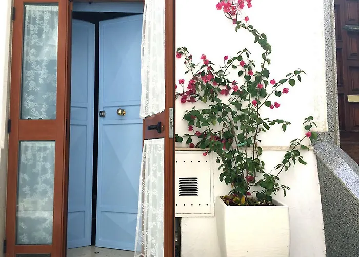 La Casina Fratti 度假居 奥斯图尼
